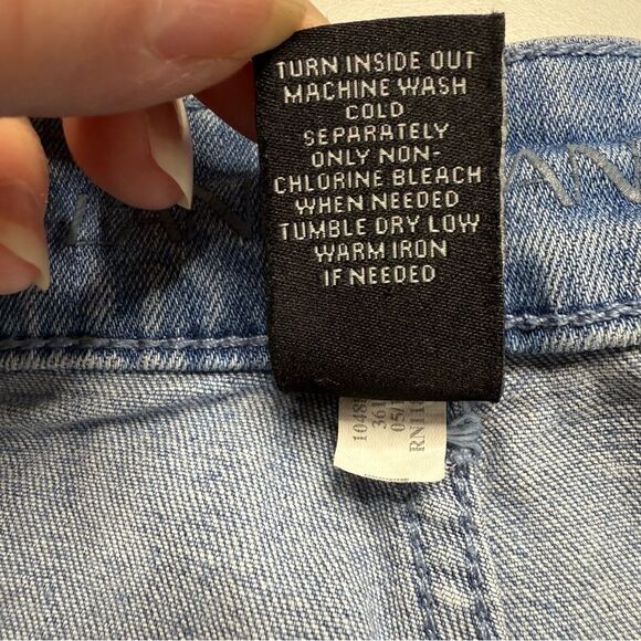 Lane Bryant Distressed Star Denim Shorts Roll Cuffs Plus Sz 26 - Picture 13 of 14